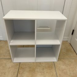 White 4-cube Organizer Bookcase Cubbies for Kid’s Room Living Room Closet 