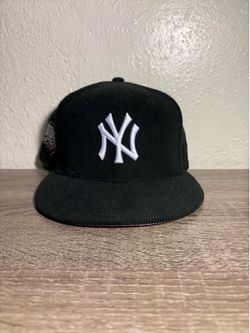 New Era New York Yankees Fitted Hat Black Corduroy Pink Undervisor Size 7 5/8