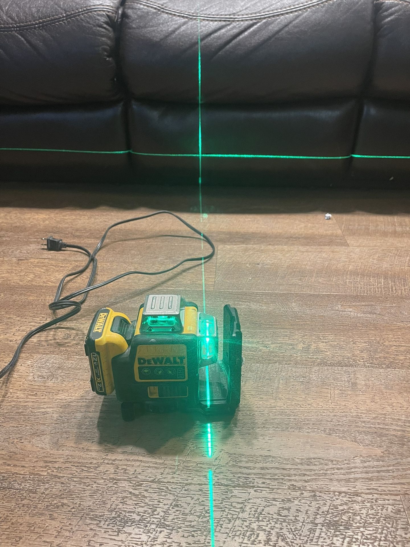 Leiser Dewalt 
