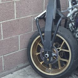 2009 Gsxr Suzuki Swing Arm Only