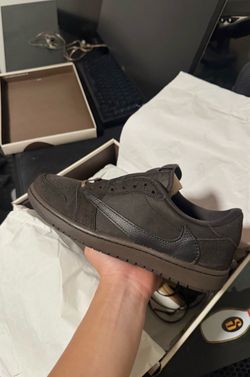 Travis Scott Brown Velvet