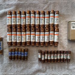 Tri- Onic And Edison Fuses 