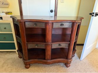 Entry table w/4 drawers.