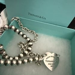 Tiffany & Co. Wrap Heart Necklace 