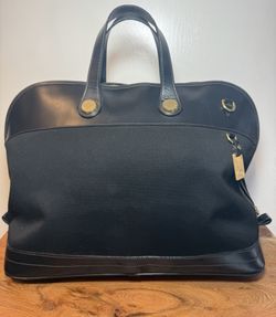 DOONEY AND BURKE WEEKENDER BAG