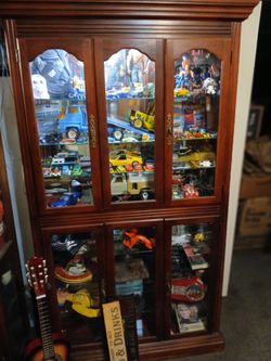LARGE CHERRYWOOD CURIO DISPLAY CABINET