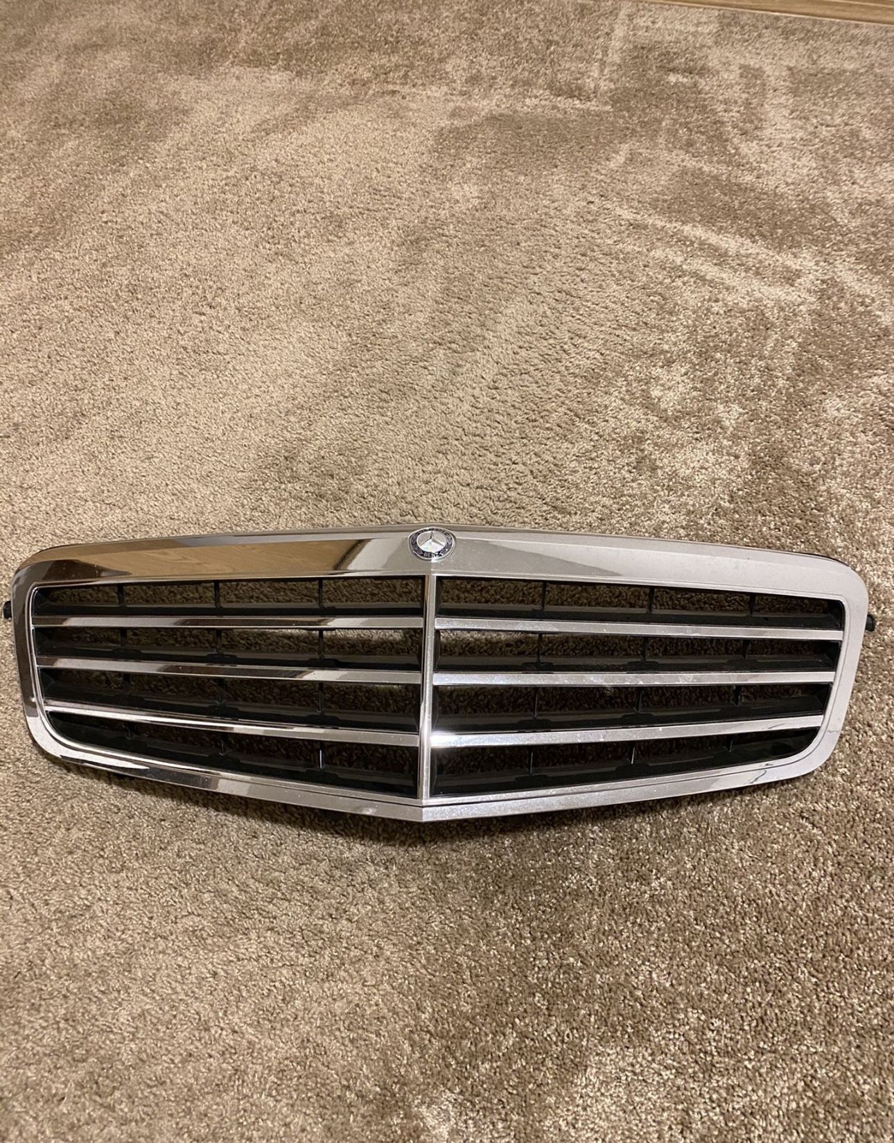 Mercedes Grill W212