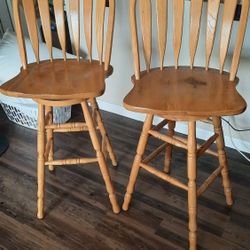Bar Stools / Chairs 