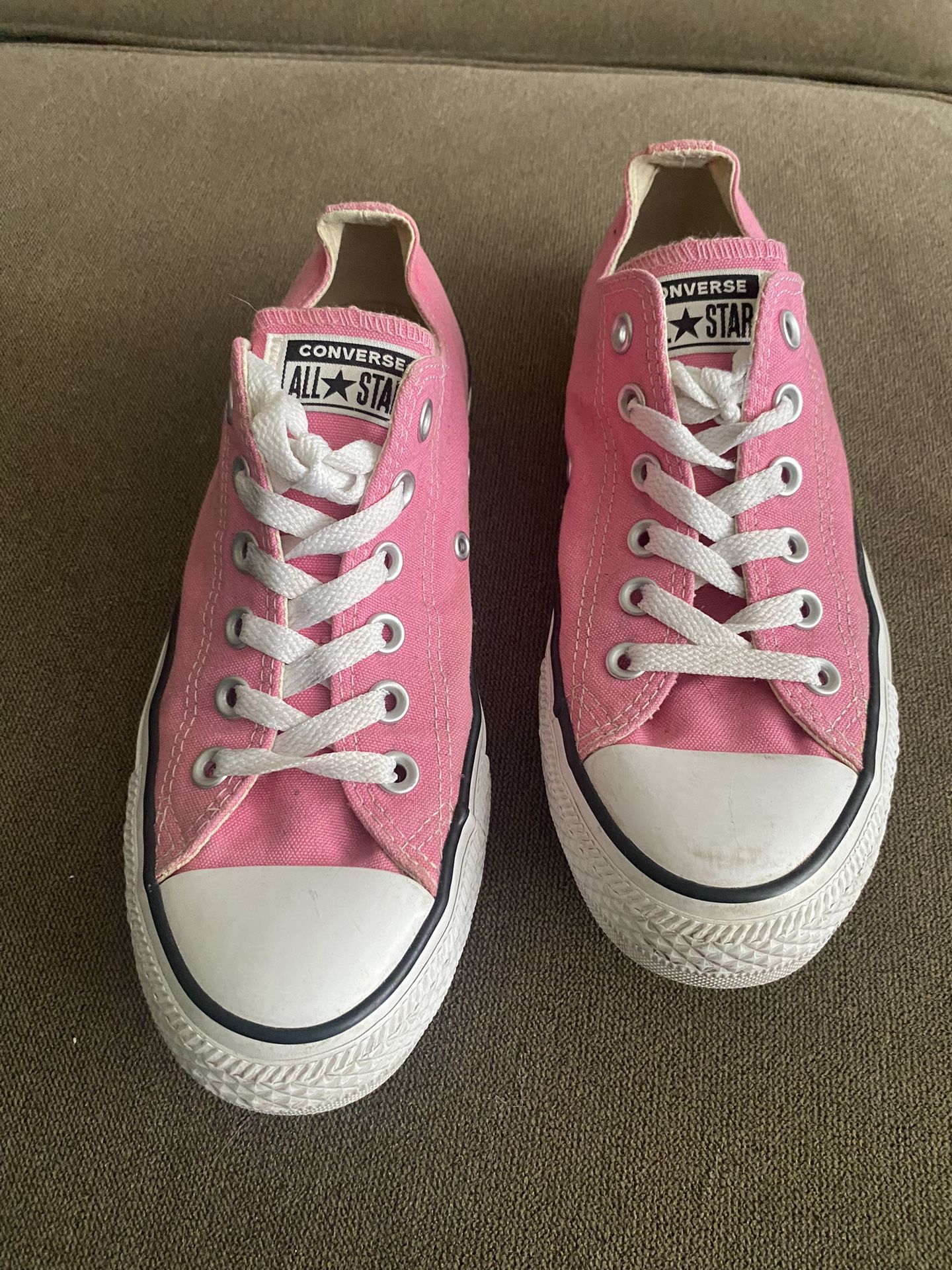 Pink Converse Size 8 Woman
