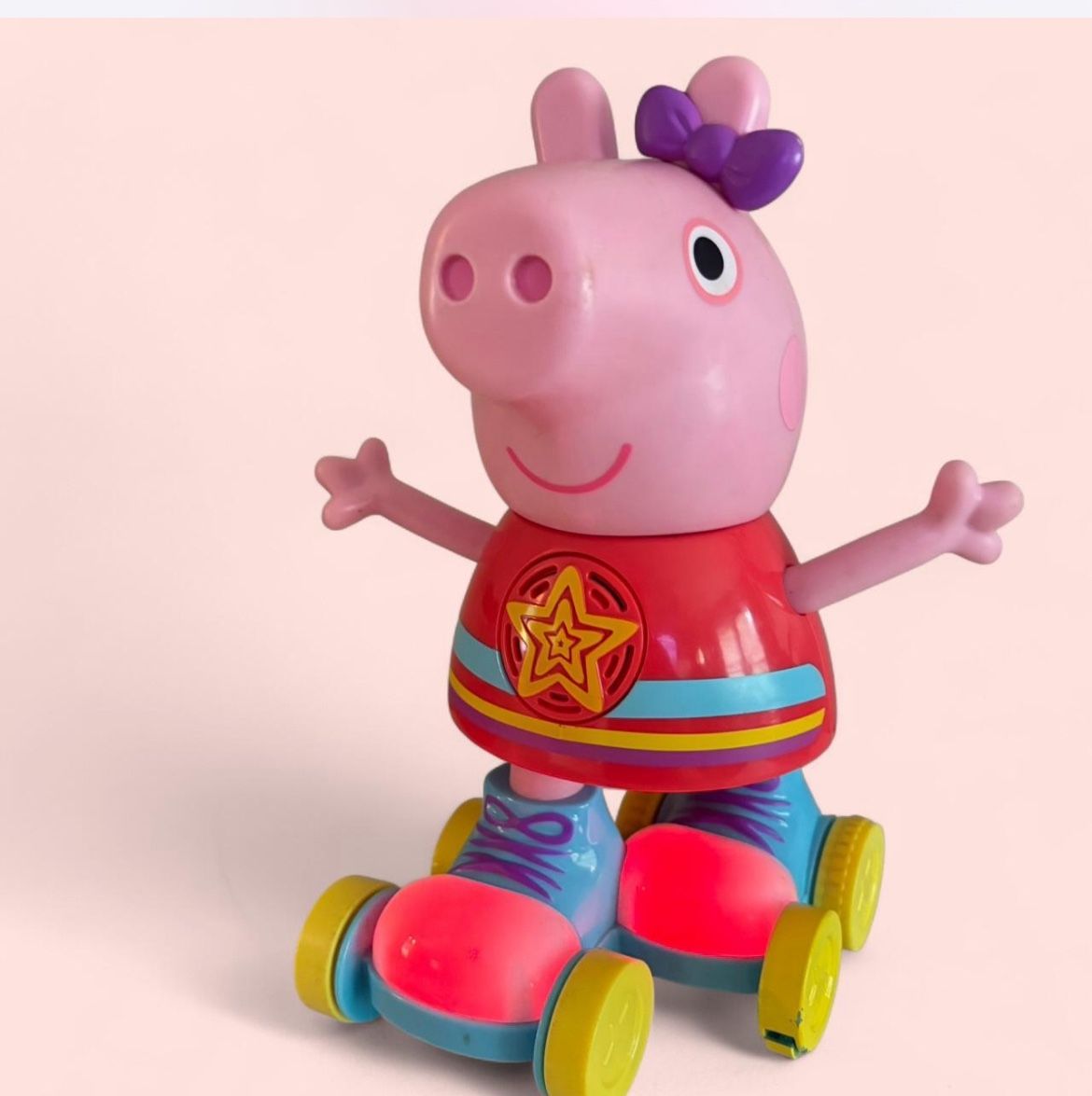 Peppa Pig Roller Disco Peppa Skating Toy