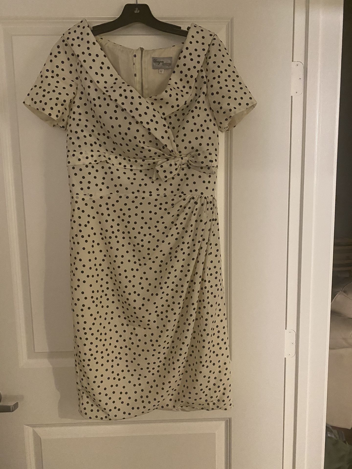 Vintage Beige/black Poke A Dot Formal Dress