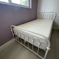 Twin Size Bed (2 Beds)