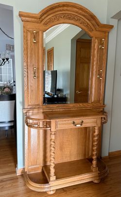 Solid Oak Hall Tree & Entryway Console Mirror – Kushwood Mfg. (Excellent Condition)