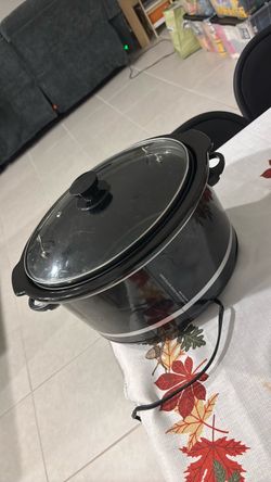 Large Black Slow Cooker with Glass Lid