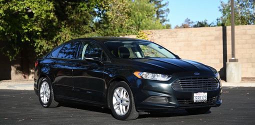 2014 Ford Fusion – Parts Car / Mechanic Special