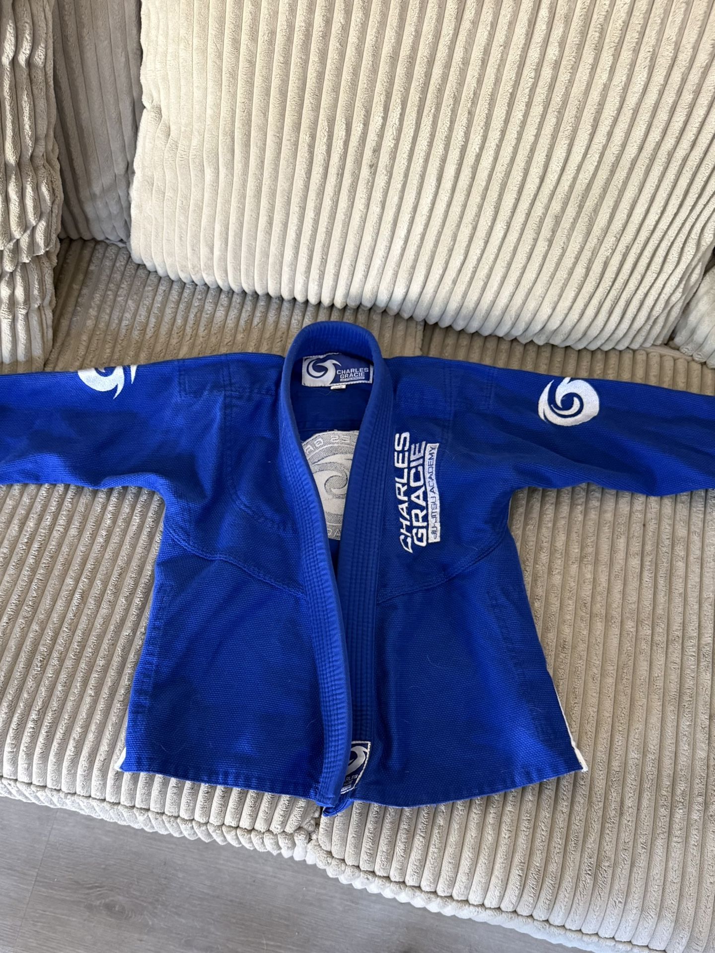 Gracie Jiu Jitsu Gi Size M00