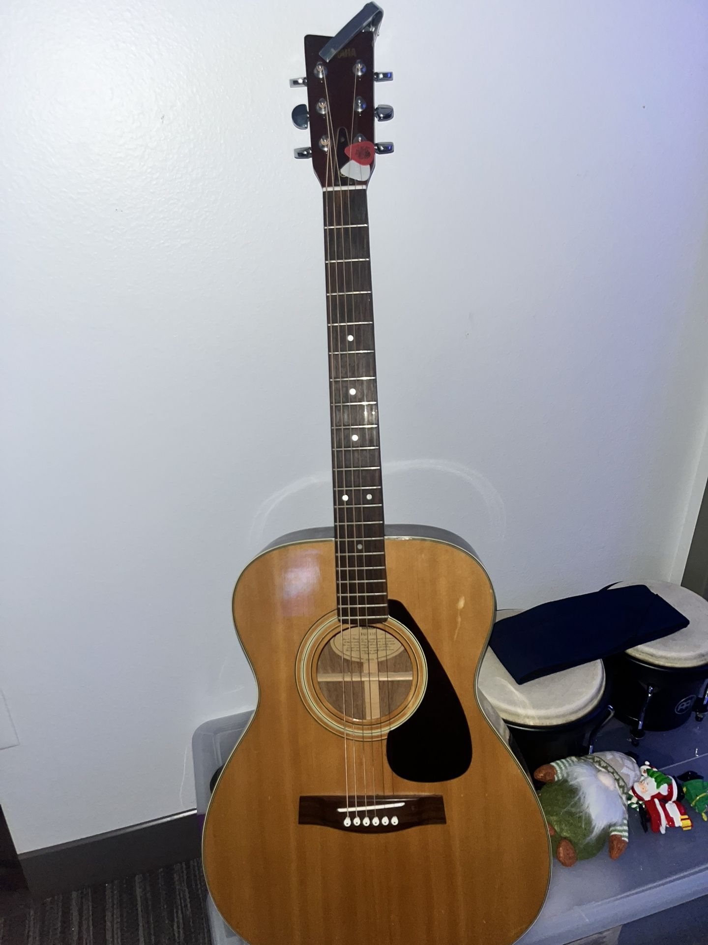 Yamaha FG-331