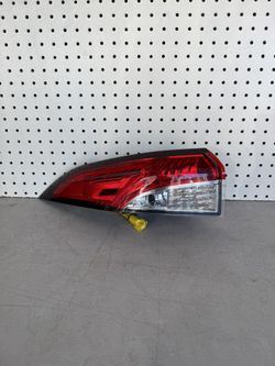 2020 2021 2022 2023 2024 Toyota Corolla Left Driver Side Taillight 