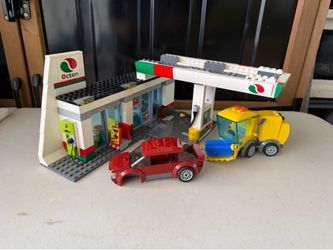 Lego City Gas Station With Two Cars