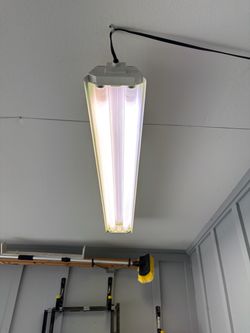Hanging Shop Light