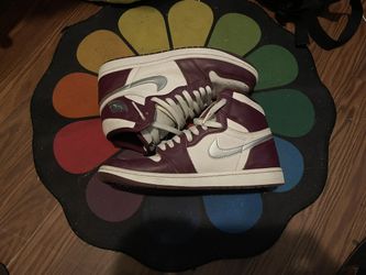 Air Jordan 1 Bordeaux