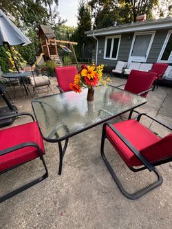 Table and comfy chairs