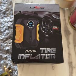 Carsun C1399-1 portable tire inflator. 