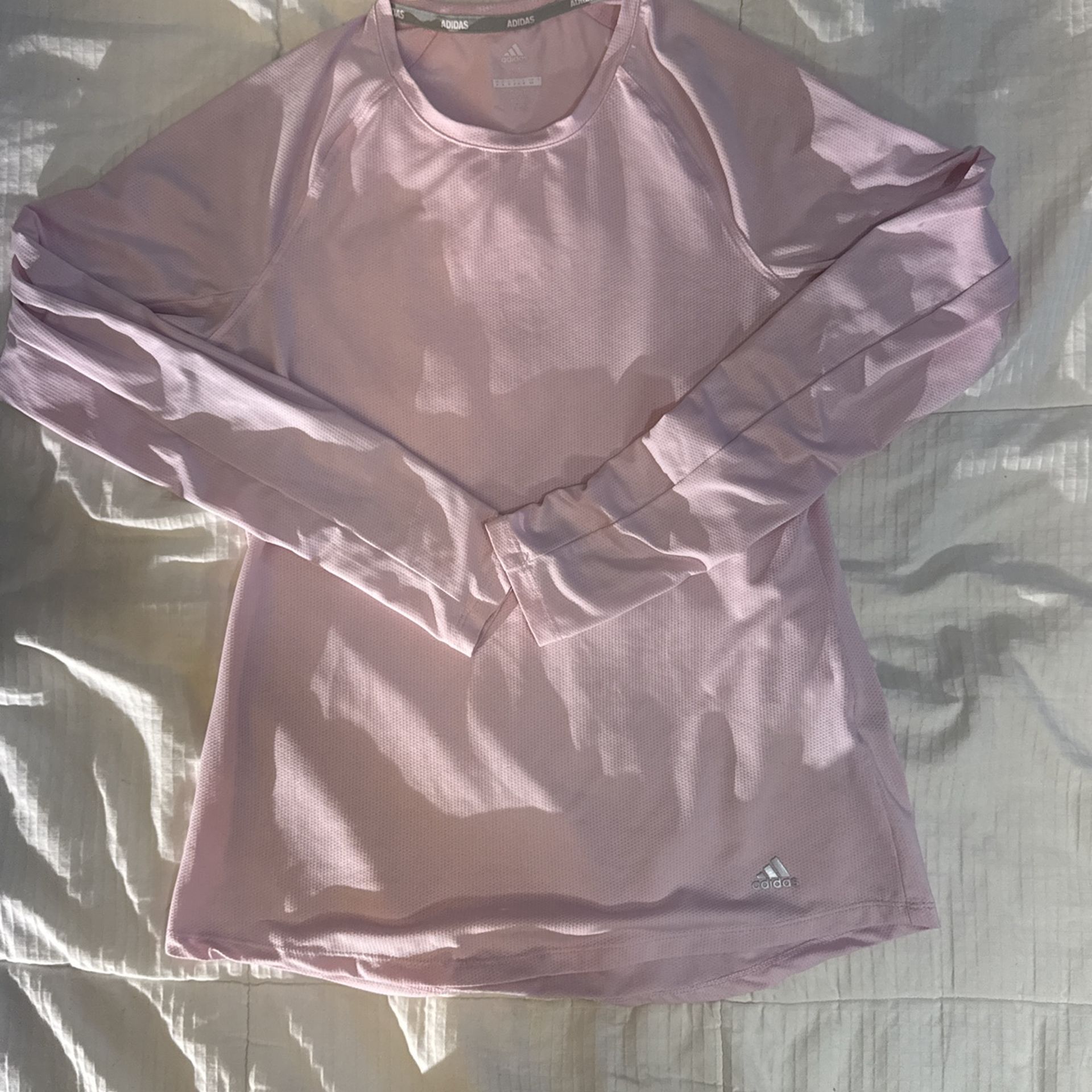 Adidas Women’s Breathable Golf Shirt Pink Size Medium