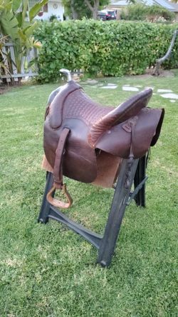 Old western saddle possibly Calvary era