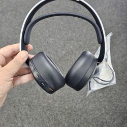 PS5 Pulse 3D Wireless Headset. ASK FOR RYAN. #4(contact info removed)294-01
