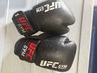 Mixed Boxing & MMA Training Gear Lot – Gloves, Shin Guards, Headgear & Pads