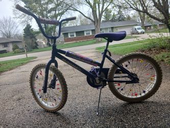 Girl bike