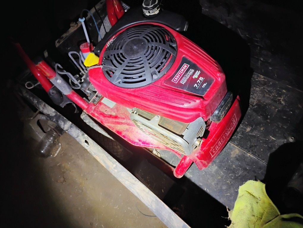 Craftsman Briggs And Stratton 7.75 HP Motor