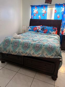 Bed room set