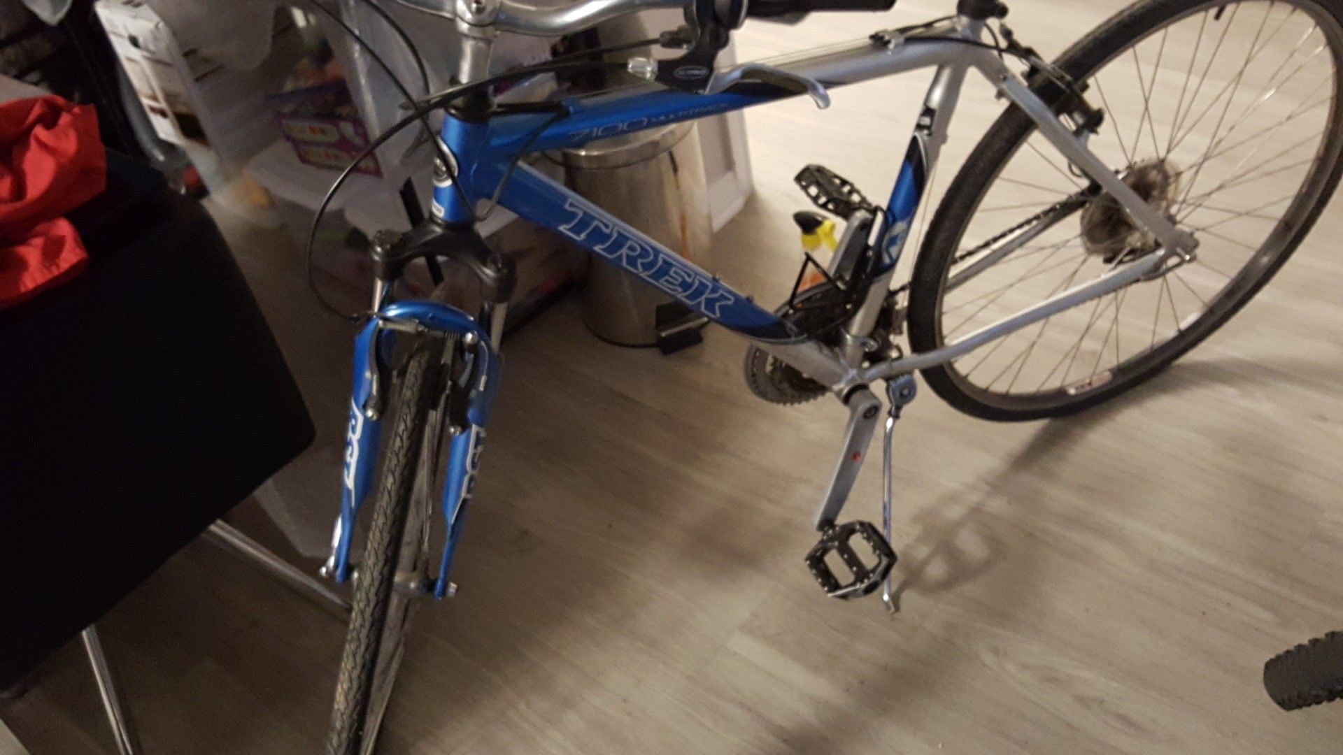 TREK HYBRID 7100 MULTITRACK ALPAHA CUSTOM ALUMINIUM