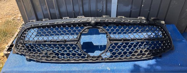 MERCEDES BENZ CLA C118 GRILLE OEM (2016-2014)
