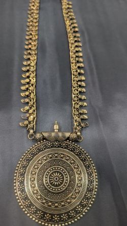 Indian jewelry - bronze color necklace / chain only