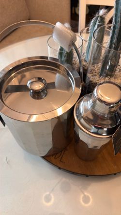 Barware Entertaining Collection Ice Bucket & Cocktail Shaker
