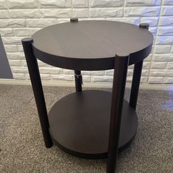 LISTERBY Side Table
