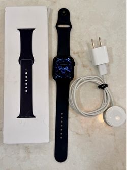 Apple Watch Series 9 45mm GPS Midnight Aluminum Good Condition