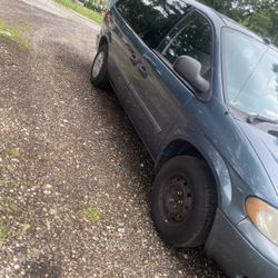 2005 Dodge Caravan/Grand Caravan