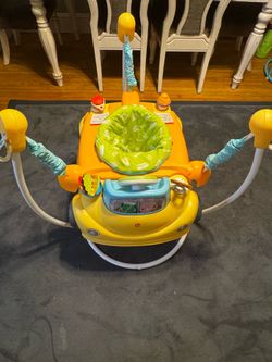 Baby bouncer