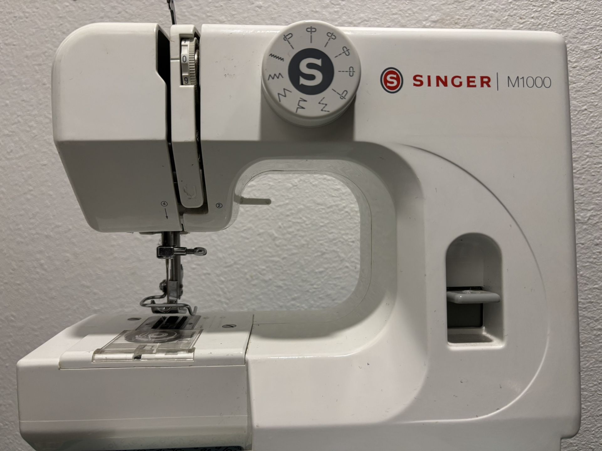 “SINGER” SEW MACHINE