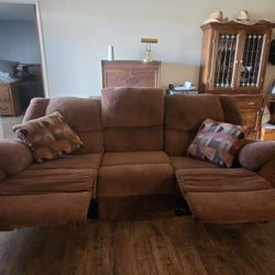 Ashley Double Electric Reclining Sofa