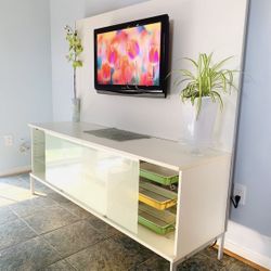 Side Board / Console/ TV Stand / Cabinet/Storage 