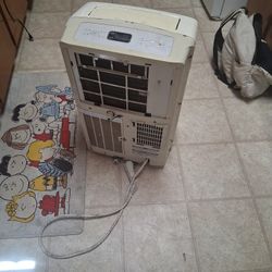 LG Air Conditioner 