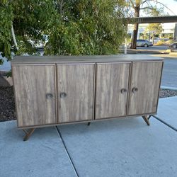 ✨ Mid Century Modern TV Stand / Media Console Cabinet ✨ ($10 Delivery )
