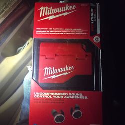 Milwaukee tools headphones