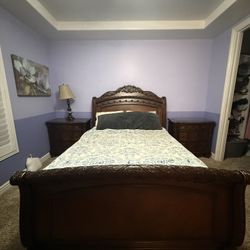 Queen Bedroom Set
