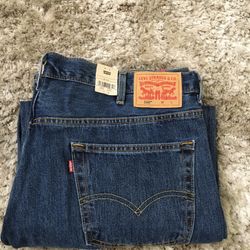 Mens Levi’s New With Tags 44x30 550 